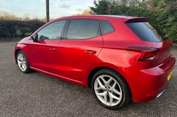 SEAT Ibiza 1.0 TSI FR 5 DOOR 9