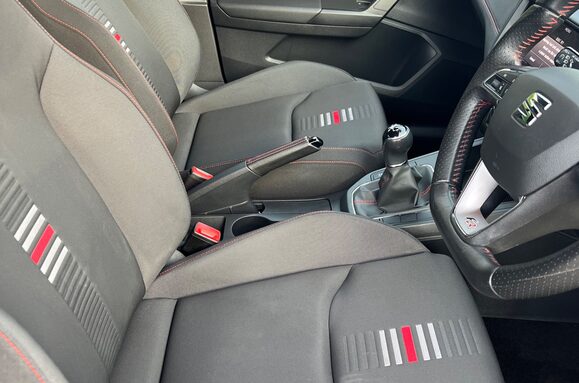 SEAT Ibiza 1.0 TSI FR 5 DOOR 15