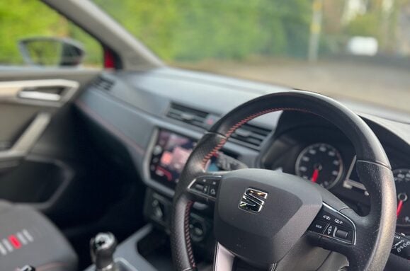 SEAT Ibiza 1.0 TSI FR 5 DOOR 16