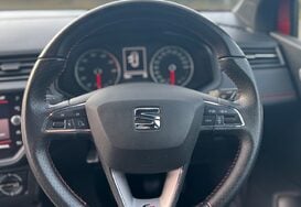 SEAT Ibiza 1.0 TSI FR 5 DOOR 28