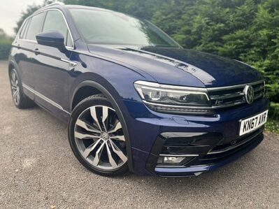 Volkswagen Tiguan R-LINE 2.0 TDI 4MOTION DSG AUTO