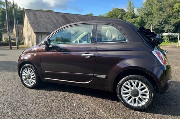 Fiat 500 LOUNGE CONVERITIBLE 10