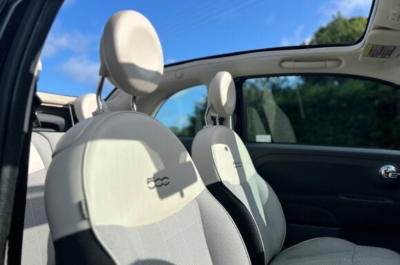 Fiat 500 LOUNGE CONVERITIBLE 23