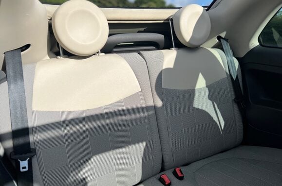 Fiat 500 LOUNGE CONVERITIBLE 24