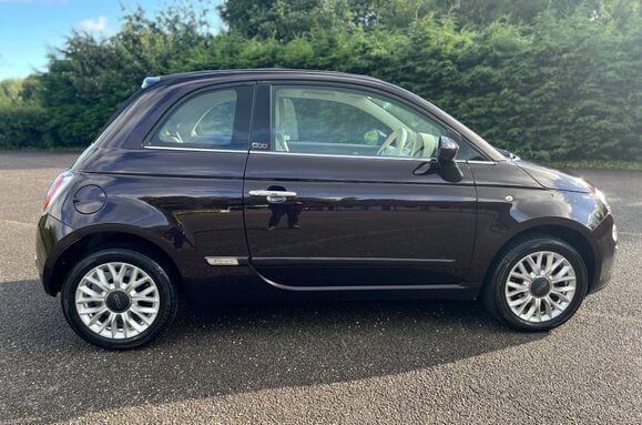 Fiat 500 LOUNGE CONVERITIBLE 42