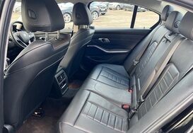 BMW 3 Series 318D SPORT 28