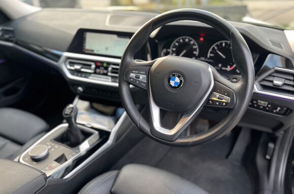 BMW 3 Series 318D SPORT 15