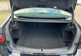 BMW 3 Series 318D SPORT 32