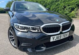 BMW 3 Series 318D SPORT 2