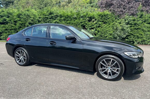 BMW 3 Series 318D SPORT 4