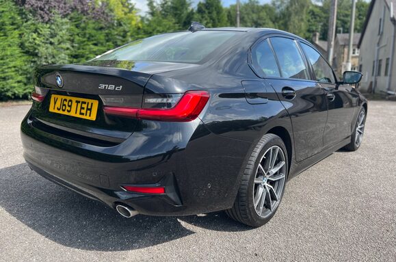 BMW 3 Series 318D SPORT 5