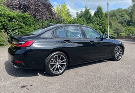 BMW 3 Series 318D SPORT 6