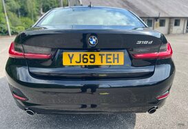 BMW 3 Series 318D SPORT 10