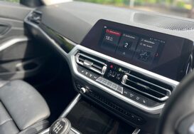 BMW 3 Series 318D SPORT 17
