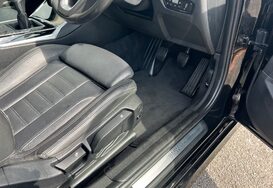 BMW 3 Series 318D SPORT 19