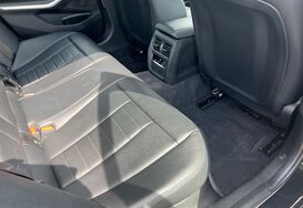 BMW 3 Series 318D SPORT 23