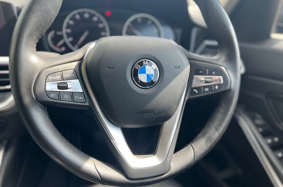 BMW 3 Series 318D SPORT 35