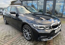 BMW 3 Series 318D SPORT 4