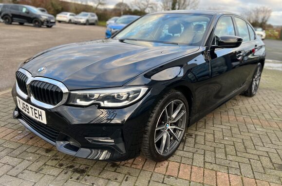 BMW 3 Series 318D SPORT 13