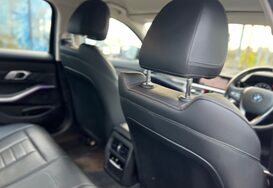 BMW 3 Series 318D SPORT 17