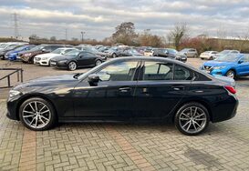 BMW 3 Series 318D SPORT 12