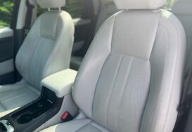 Land Rover Discovery Sport 2.2 SD4 HSE AUTOMATIC 28