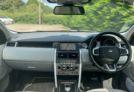 Land Rover Discovery Sport 2.2 SD4 HSE AUTOMATIC 36
