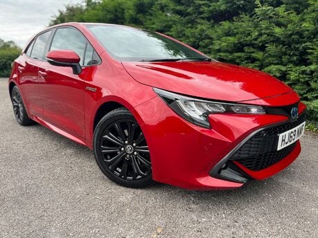 Toyota Corolla 2.0 VVT-I DESIGN PETROL/HYBRID AUTO