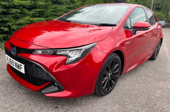 Toyota Corolla 2.0 VVT-I DESIGN PETROL/HYBRID AUTO 10