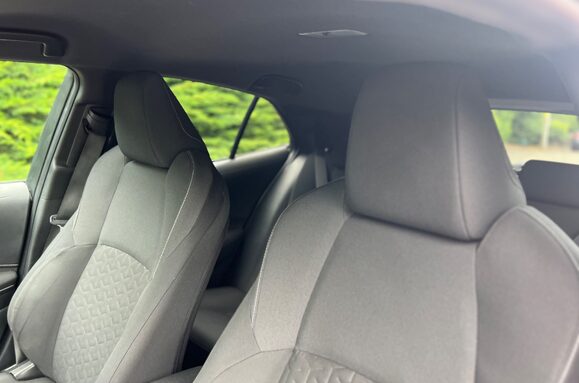 Toyota Corolla 2.0 VVT-I DESIGN PETROL/HYBRID AUTO 23