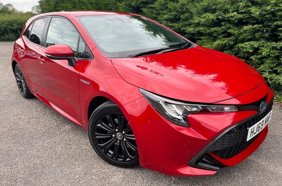 Toyota Corolla 2.0 VVT-I DESIGN PETROL/HYBRID AUTO 2