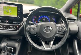 Toyota Corolla 2.0 VVT-I DESIGN PETROL/HYBRID AUTO 31