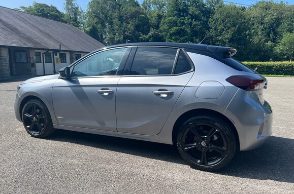 Vauxhall Corsa 1.2 GRIFFIN 5 DOOR 11