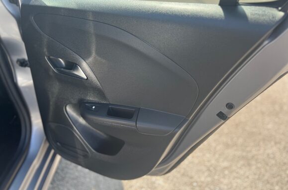 Vauxhall Corsa 1.2 GRIFFIN 5 DOOR 28