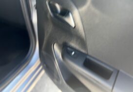 Vauxhall Corsa 1.2 GRIFFIN 5 DOOR 29
