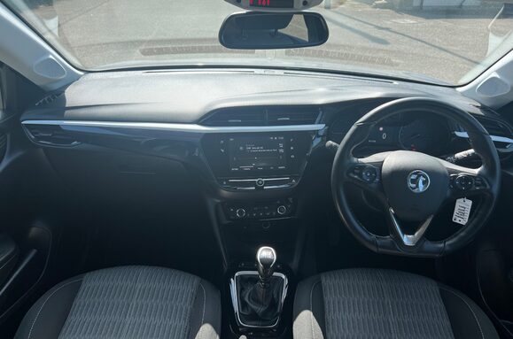 Vauxhall Corsa 1.2 GRIFFIN 5 DOOR 37