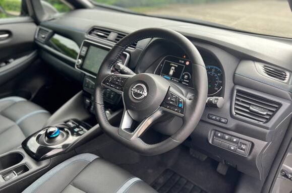 Nissan LEAF 110kW Tekna 39kWh 5dr Auto 18