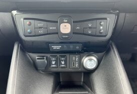 Nissan LEAF 110kW Tekna 39kWh 5dr Auto 43