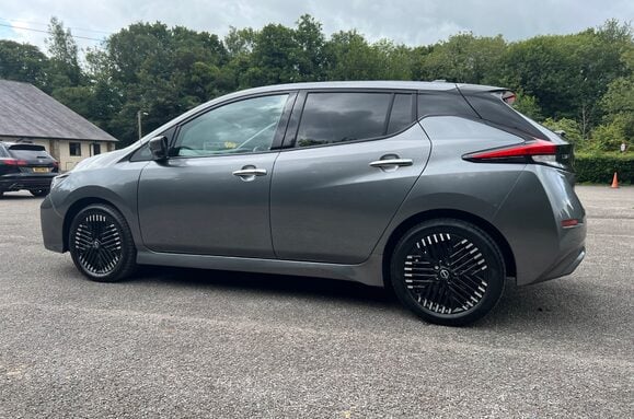 Nissan LEAF 110kW Tekna 39kWh 5dr Auto 13