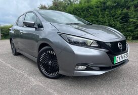 Nissan LEAF 110kW Tekna 39kWh 5dr Auto 1