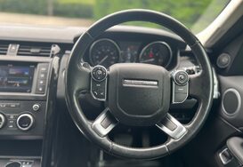 Land Rover Discovery 3.0 TD6 SE AUTO 7 SEATS 35