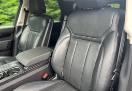 Land Rover Discovery 3.0 TD6 SE AUTO 7 SEATS 26