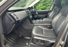 Land Rover Discovery 3.0 TD6 SE AUTO 7 SEATS 27