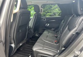 Land Rover Discovery 3.0 TD6 SE AUTO 7 SEATS 32