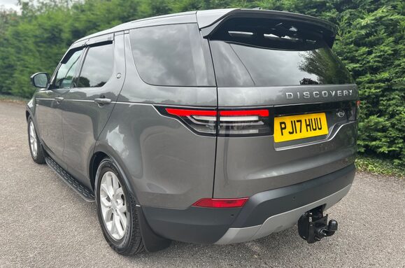 Land Rover Discovery 3.0 TD6 SE AUTO 7 SEATS 12