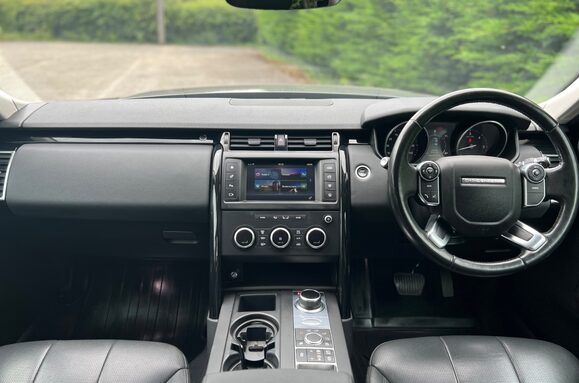 Land Rover Discovery 3.0 TD6 SE AUTO 7 SEATS 36