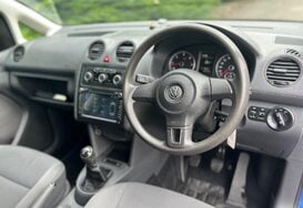 Volkswagen Caddy Maxi Life Caddy Maxi Life 1.6 TDI 5 SEATS 18