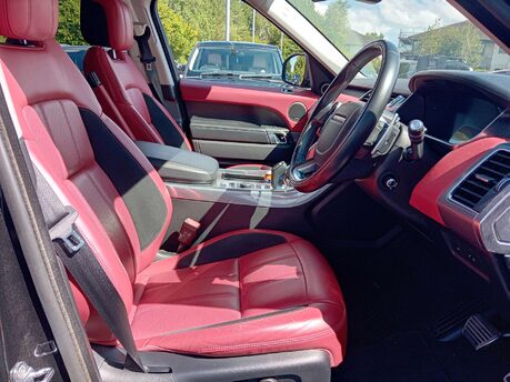 Land Rover Range Rover Sport 3.0 SDV6 HSE DYNAMIC AUTO