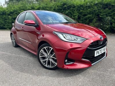 Toyota Yaris 1.5 VVT-h Excel E-CVT AUTO