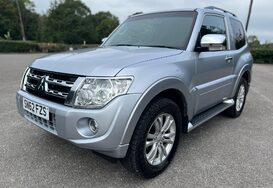 Mitsubishi Shogun 3.2 DI-D 4WORK WARRIOR 3DR SWB COMMERCIAL 14